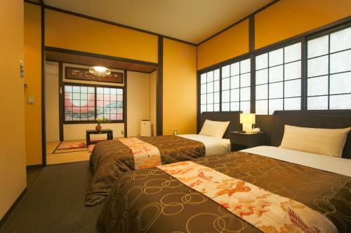 Yufuin Lamp No Yado