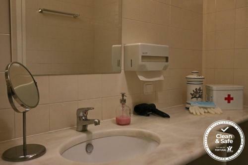 Cascais Estoril Apartment 400 M From Beach
