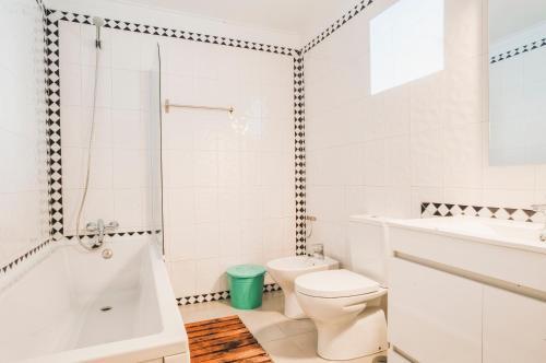 Blue Boutique Hostel & Suites