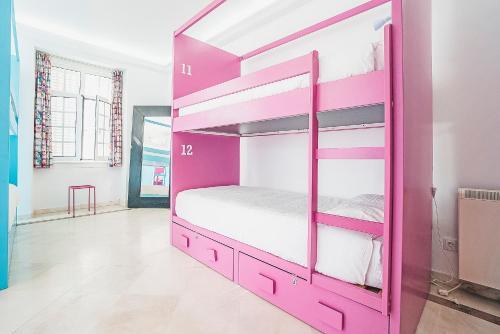 Blue Boutique Hostel & Suites