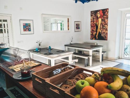 Blue Boutique Hostel & Suites