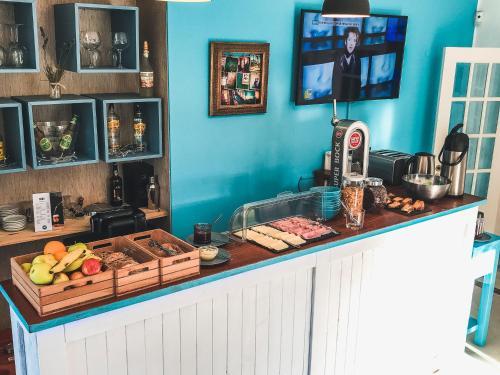 Blue Boutique Hostel & Suites