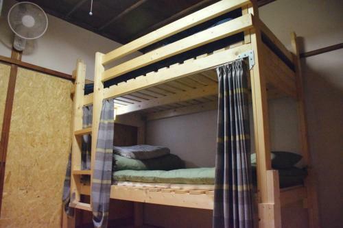 Hostal Kakurega Guest House