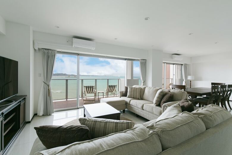 Hotel Hideout Okinawa Uruma