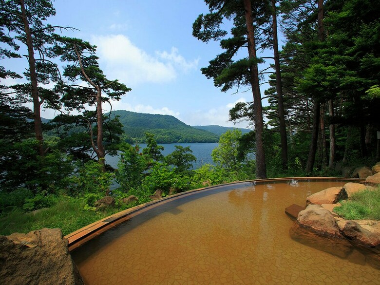 Hotel Urabandai Lake Resort