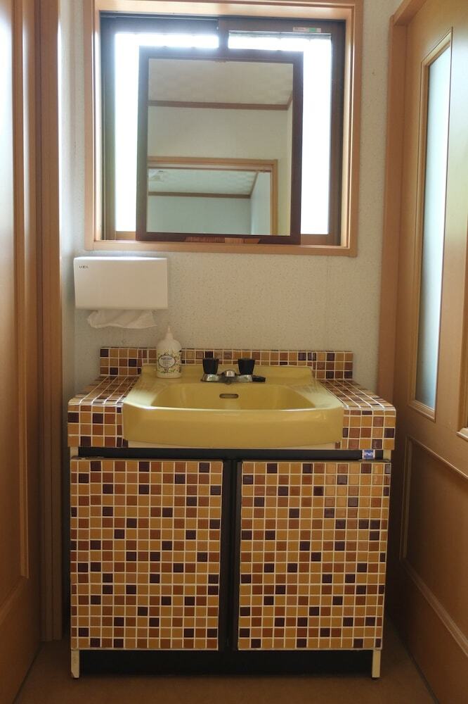 Hostal Yoki Guest House