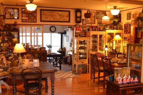 Posada Pension & Cafe Cruise