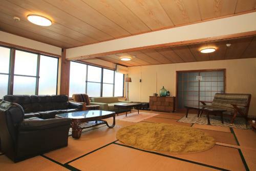 Hostal Iya Vine Bridge Guest House