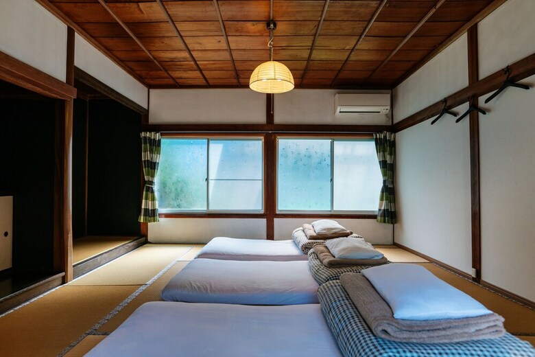 Hostal Guest House Momonga Village