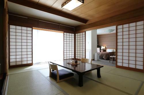 Hotel Okutsu Onsen Komeya Club