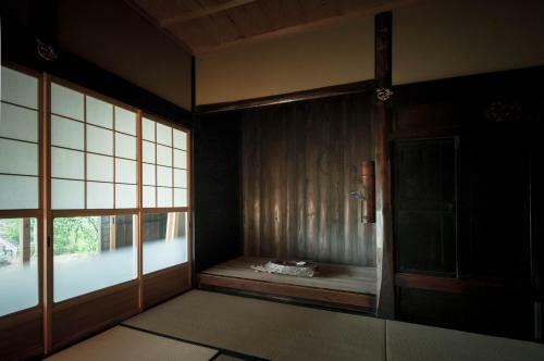 Miyama Futon & Breakfast Thatched Cottages