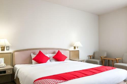 Hotel And Renta Car 660