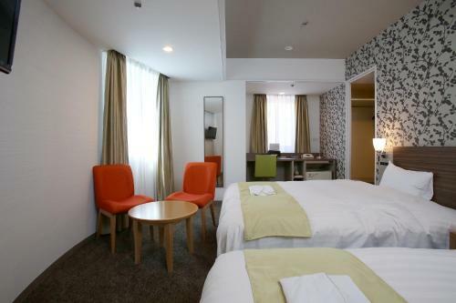 Hotel Crystal Plaza