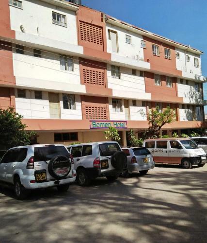 Bomen Hotel