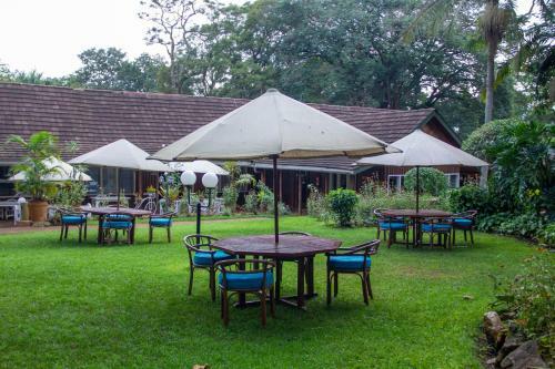 Hotel Izaak Walton Inn
