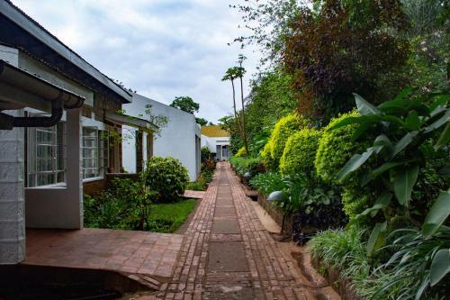 Hotel Izaak Walton Inn