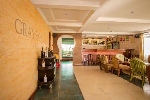 Grays Oak Hotel