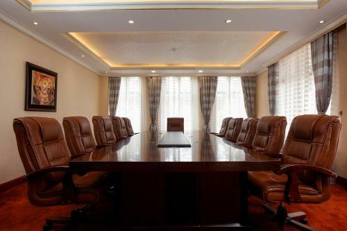 Alba Hotel Meru