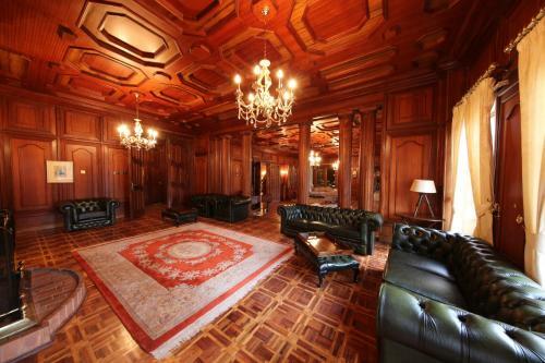 Hotel Sovereign Suites