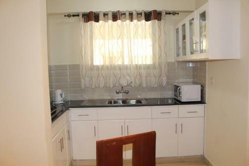 Hotel Cranes Suites