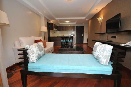 Longonot Place Serviced Apartments