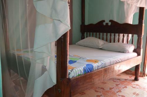 Young Safari Hotel