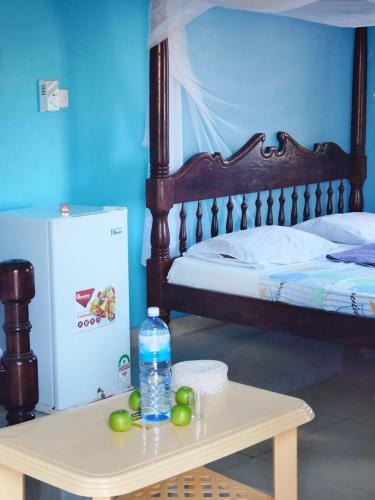 Young Safari Hotel