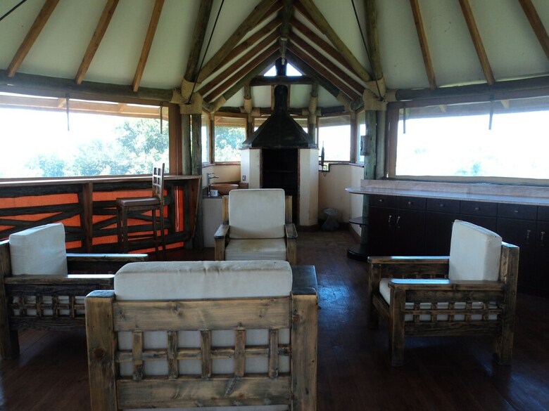 Hostal Sangare Gardens