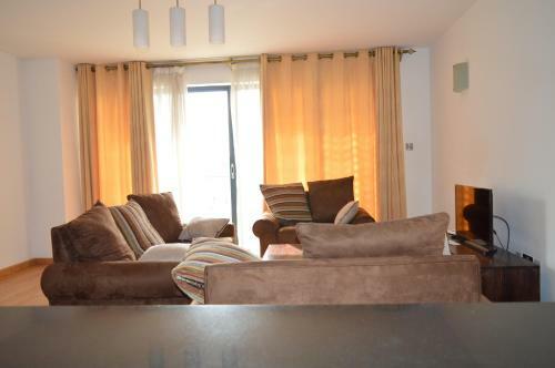 Garden City Apartments (2)