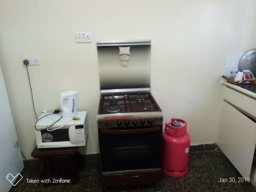 Ginas Haven(3 Bedroomed Apartment)