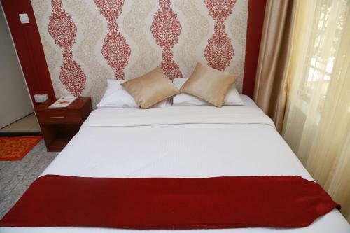 Hotel Embassy