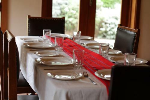 Hotel Amani Gardens Inn