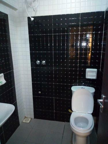 Sagwe Furnished Apartments