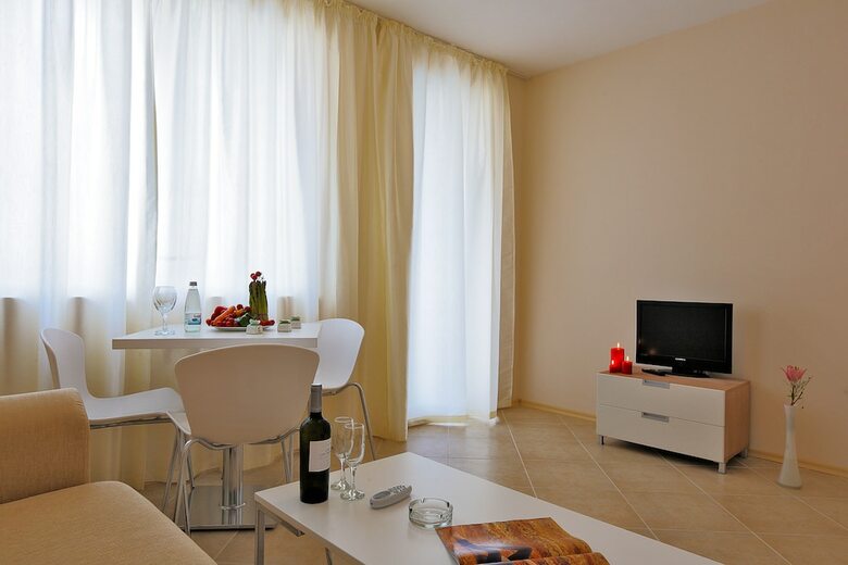 Emberli Aparthotel