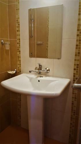 Hostal Guest House Compass