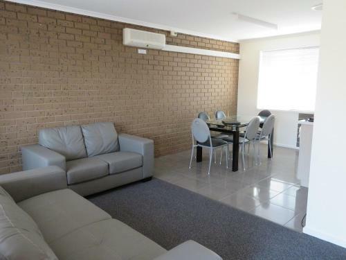Warrnambool Holiday Park And Motel