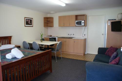 Warrnambool Holiday Park And Motel
