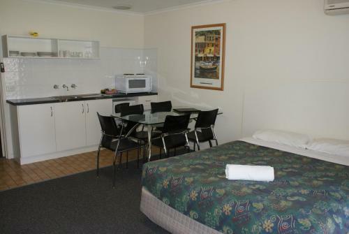 Warrnambool Holiday Park And Motel