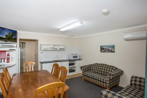 Warrnambool Holiday Park And Motel