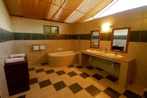 Lodge Mara Leisure Camp
