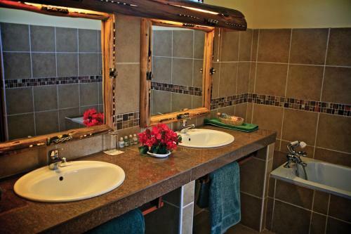 Voi Wildlife Lodge