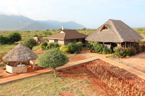 Hostal Voi Lutheran Guesthouse