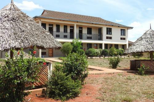 Hostal Voi Lutheran Guesthouse