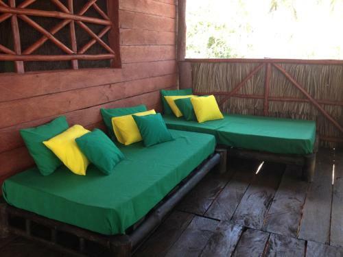 Lodge Eagle Camp Mida Creek