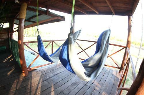 Lodge Eagle Camp Mida Creek