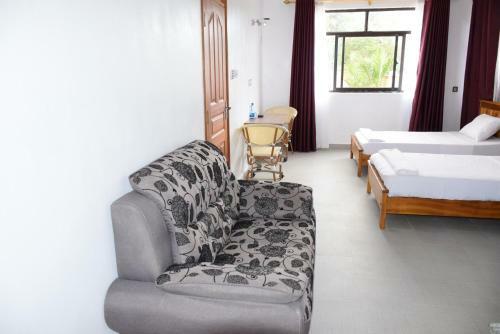 Hotel Mawenzi Resort -mtwapa