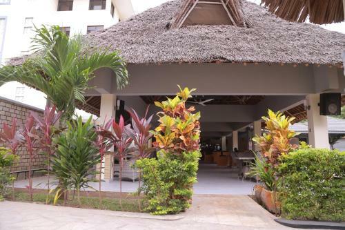 Hotel Mawenzi Resort -mtwapa