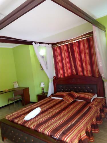 Hotel Lambada Holiday Resort Mombasa