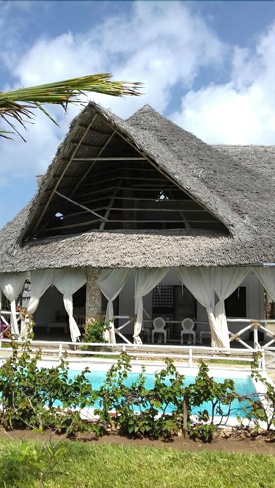 Bed & Breakfast Nyumba Ya Afrika