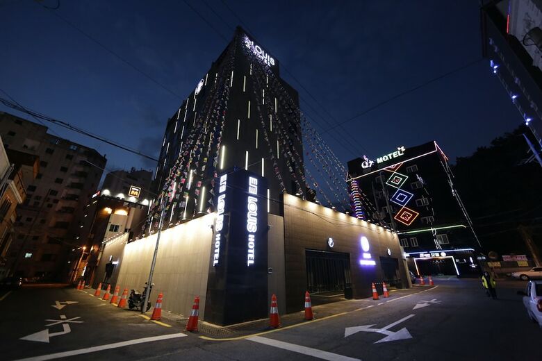 Louis Boutique Hotel